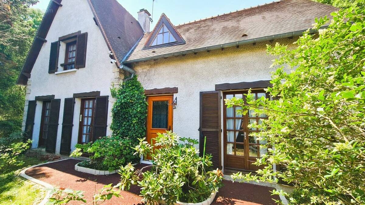 Maison à BAZEMONT