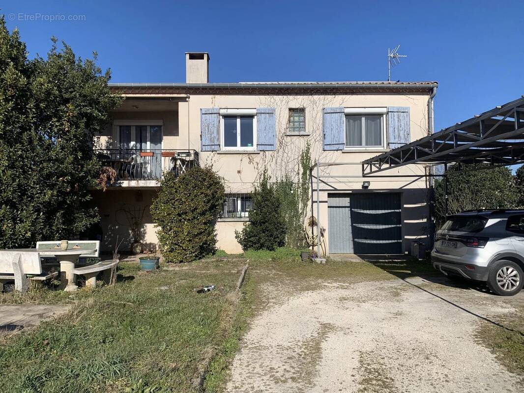 Maison à LA CALMETTE