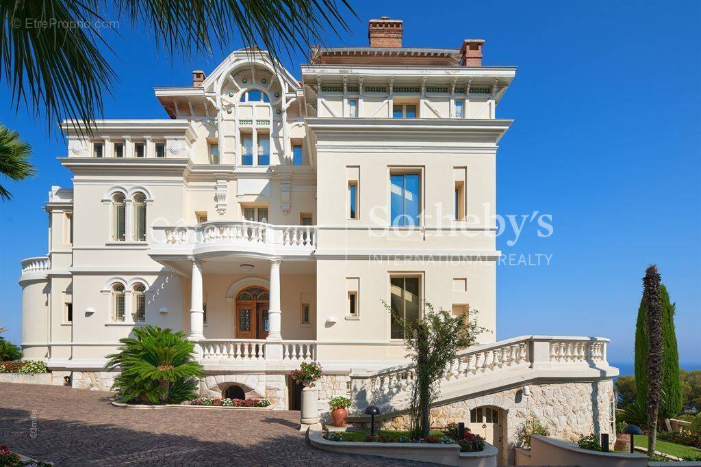Maison à ROQUEBRUNE-CAP-MARTIN