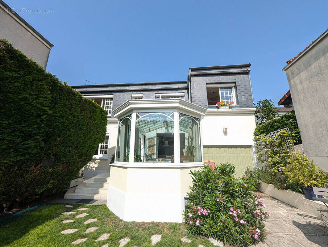 Maison à FONTENAY-SOUS-BOIS
