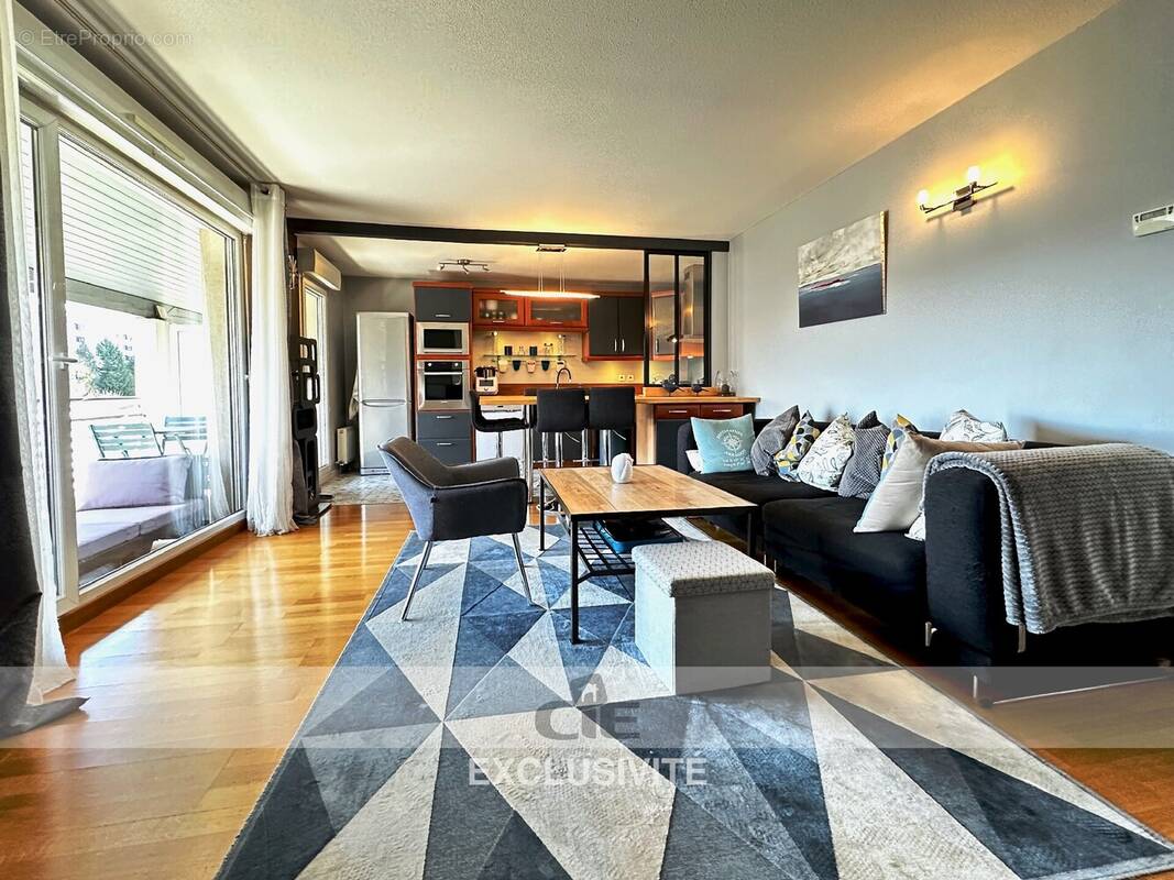 Appartement à SAINT-JULIEN-EN-GENEVOIS