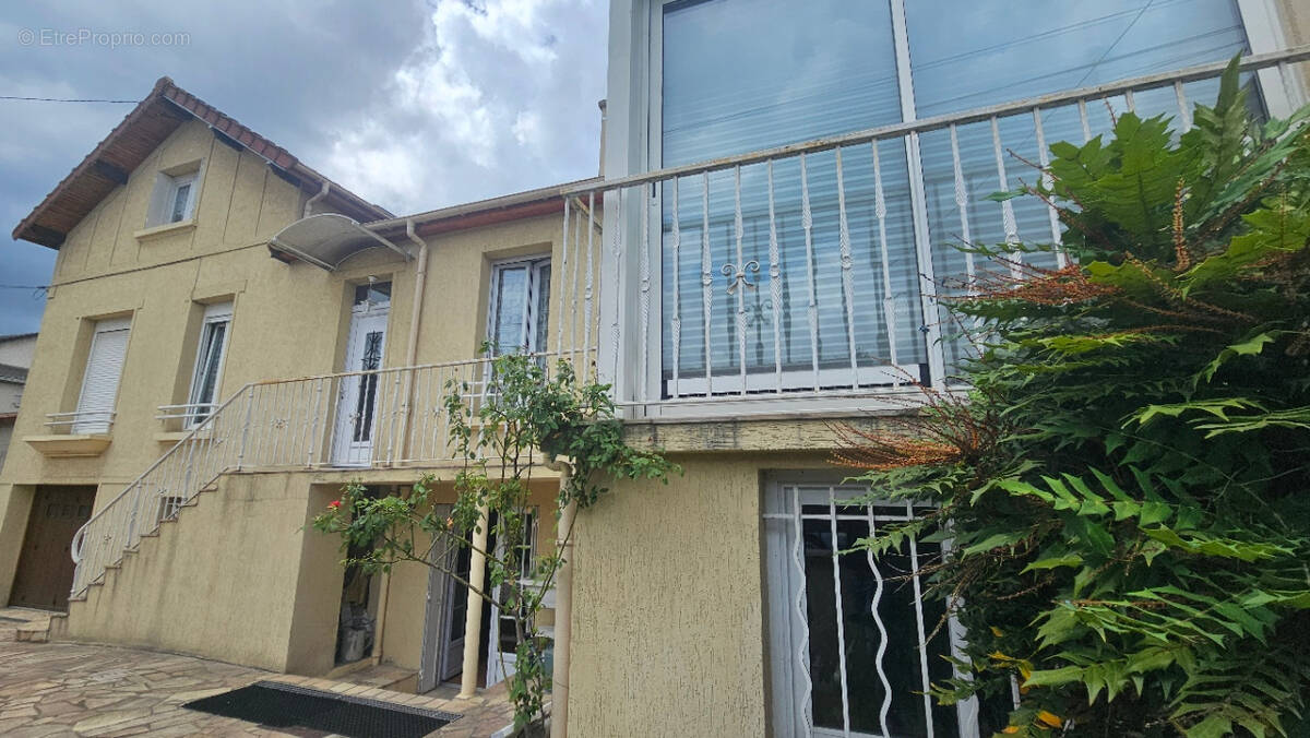 Maison à VILLEMOMBLE