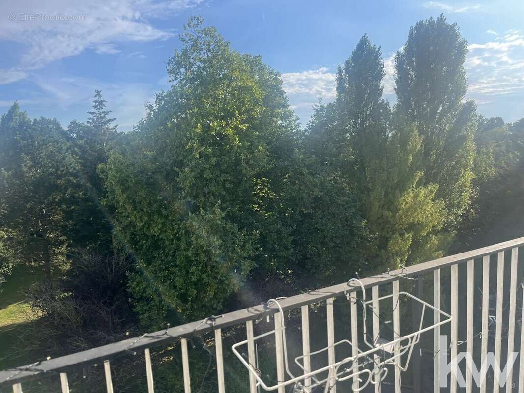 Appartement à LA CELLE-SAINT-CLOUD