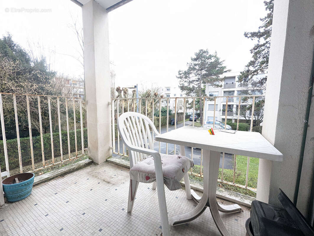 Appartement à FONTENAY-SOUS-BOIS