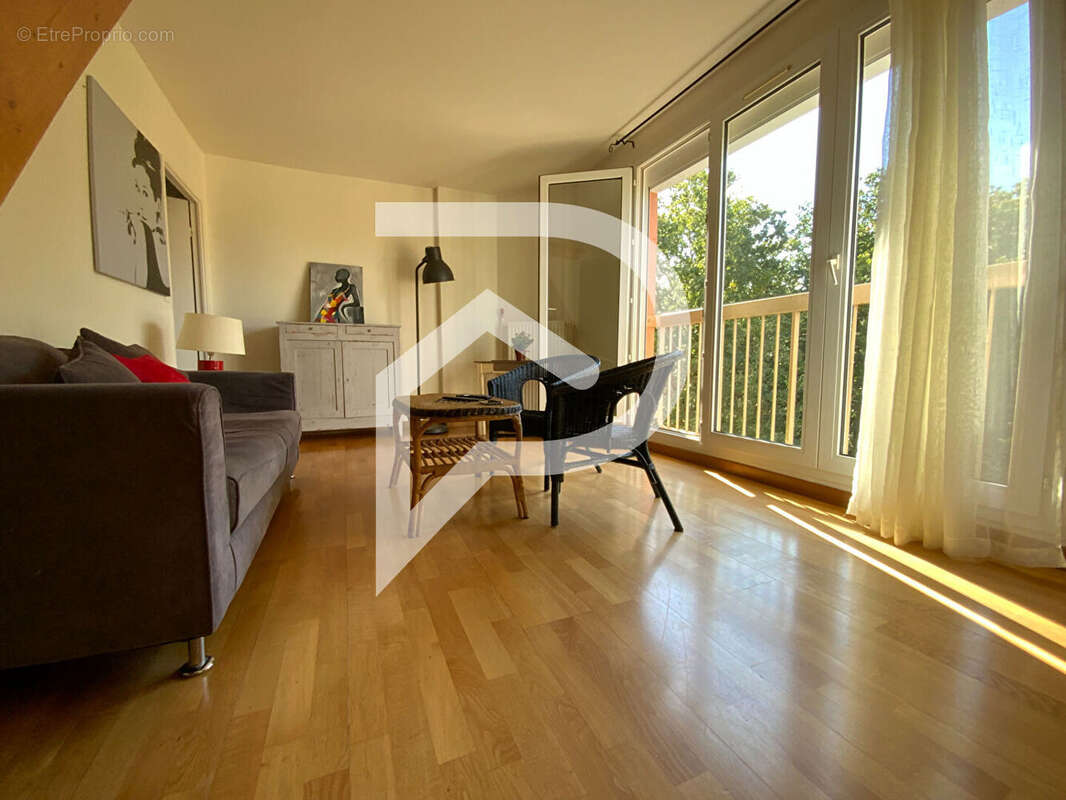 Appartement à MAUREPAS