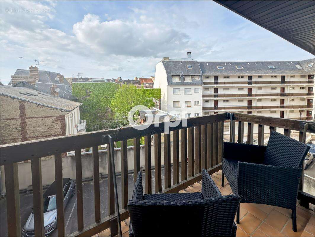 Appartement à DEAUVILLE