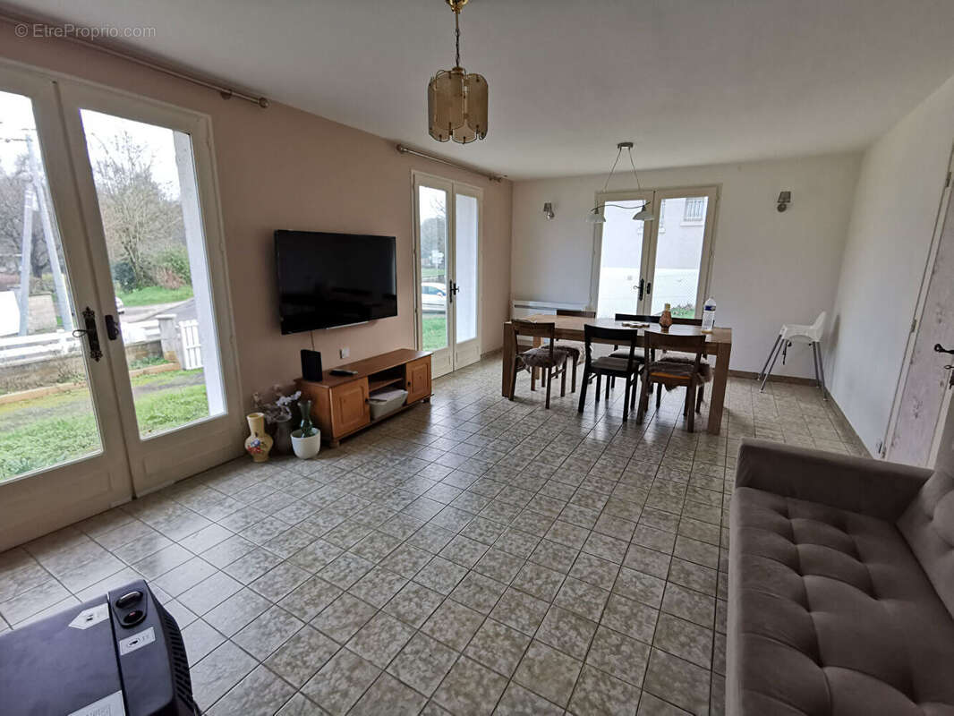 Maison à CIVRAY