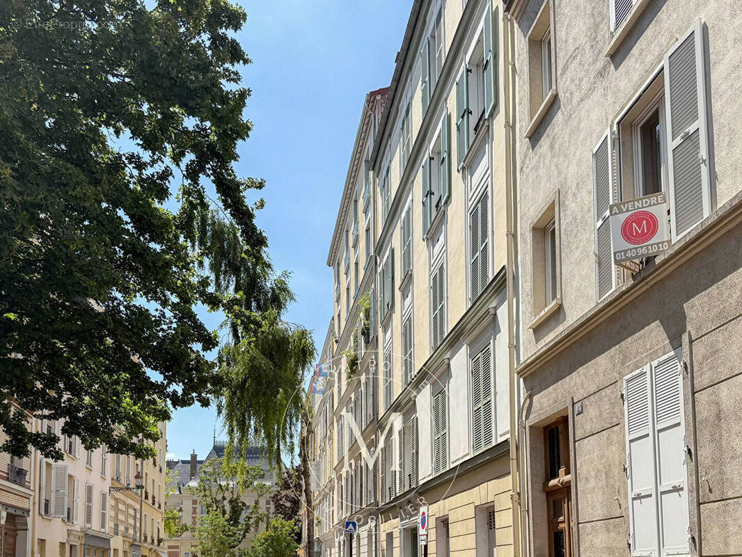 Appartement à MONTROUGE