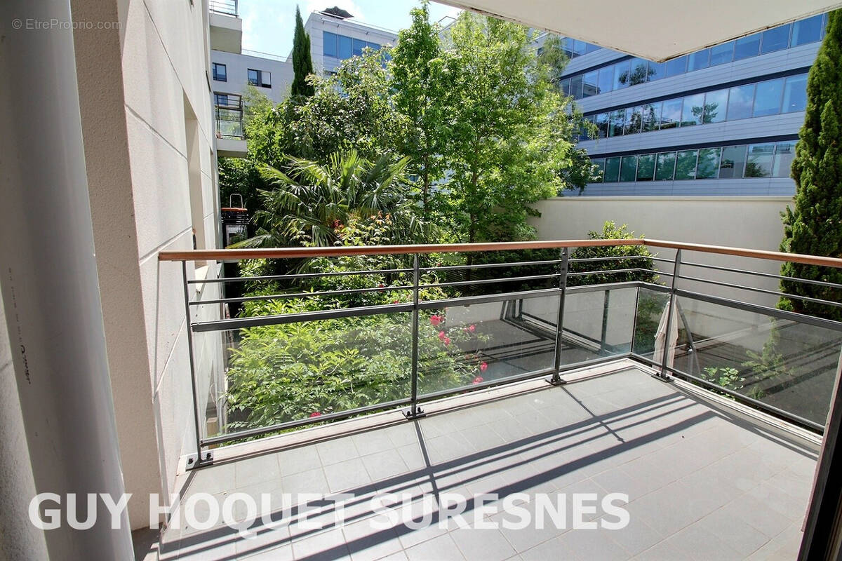 Appartement à SURESNES