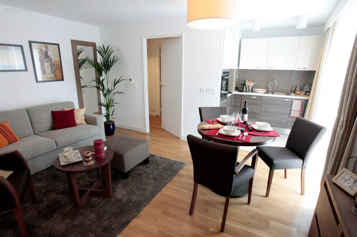 Photo 1 - Appartement à SEVRES