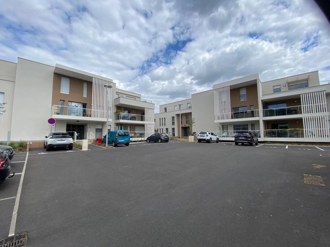 Appartement à SCY-CHAZELLES