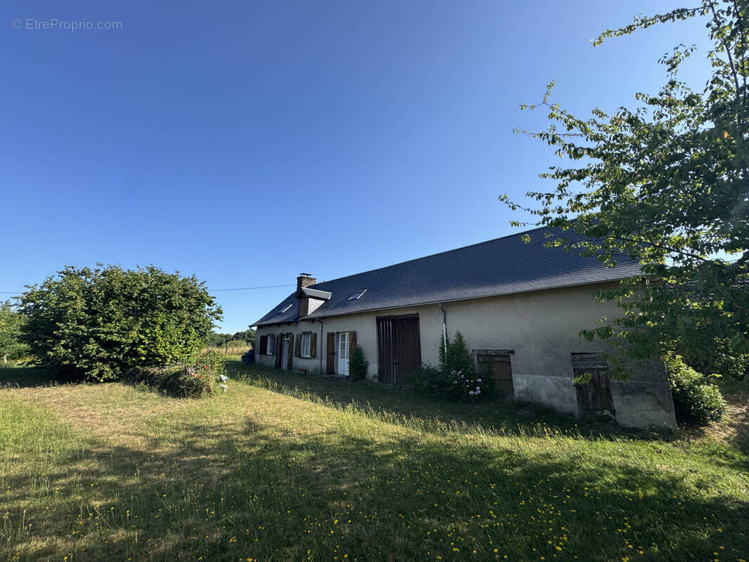 Maison à SAINT-JAL