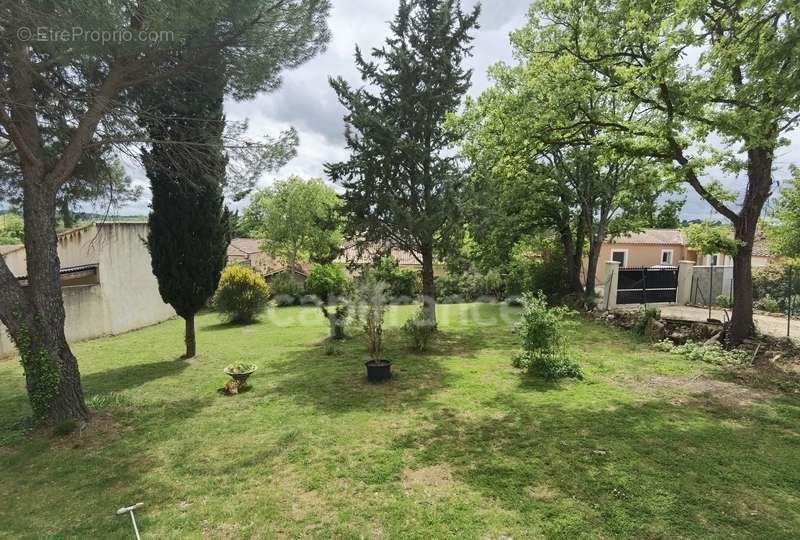 Maison à SAINT-LAURENT-LA-VERNEDE