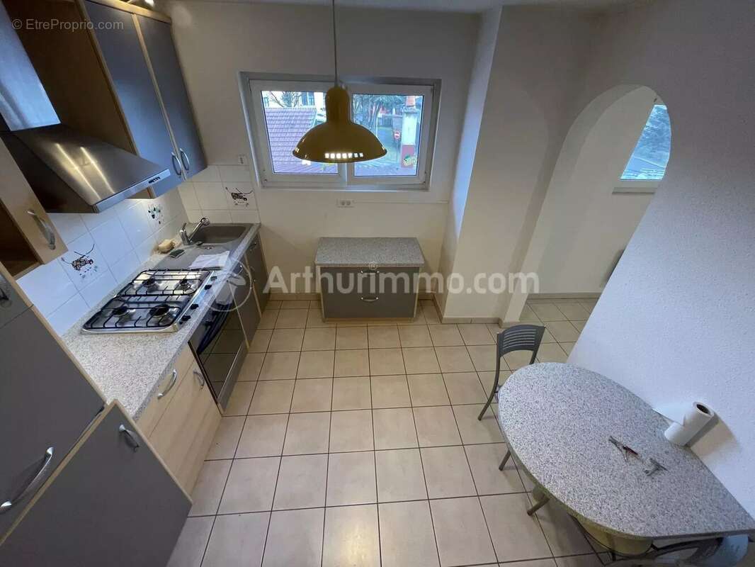 Appartement à GRAND-CHARMONT