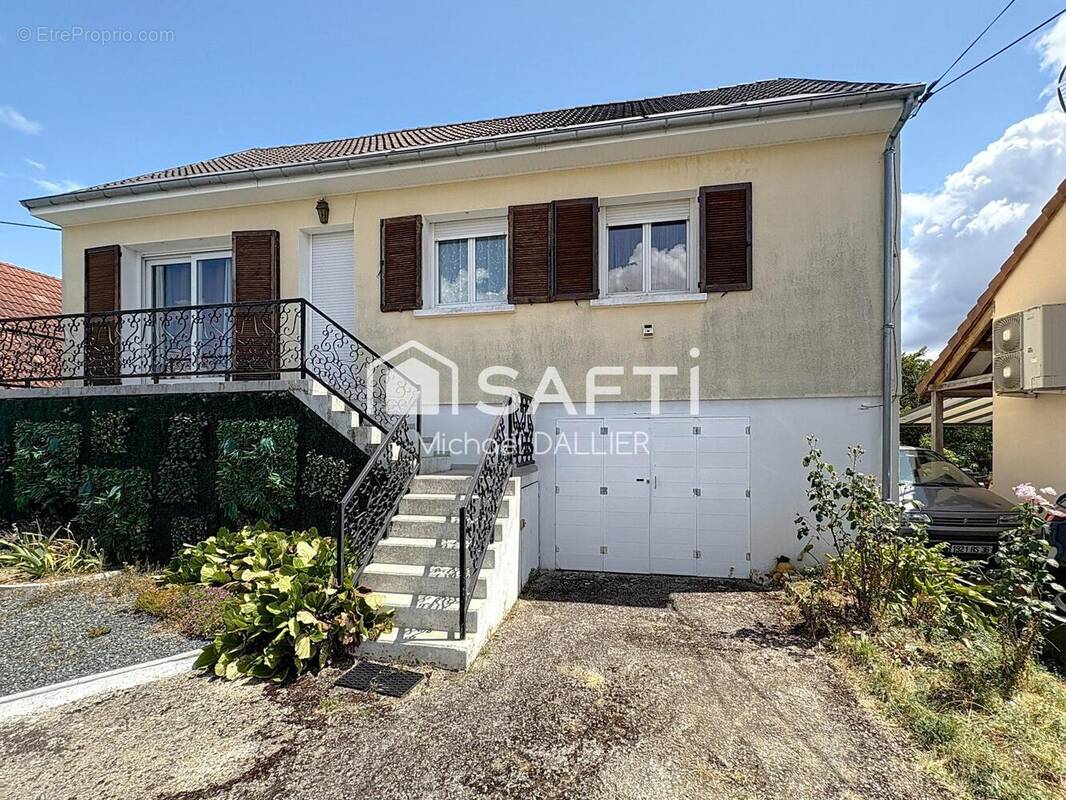 Photo 1 - Maison à CHATEAUROUX
