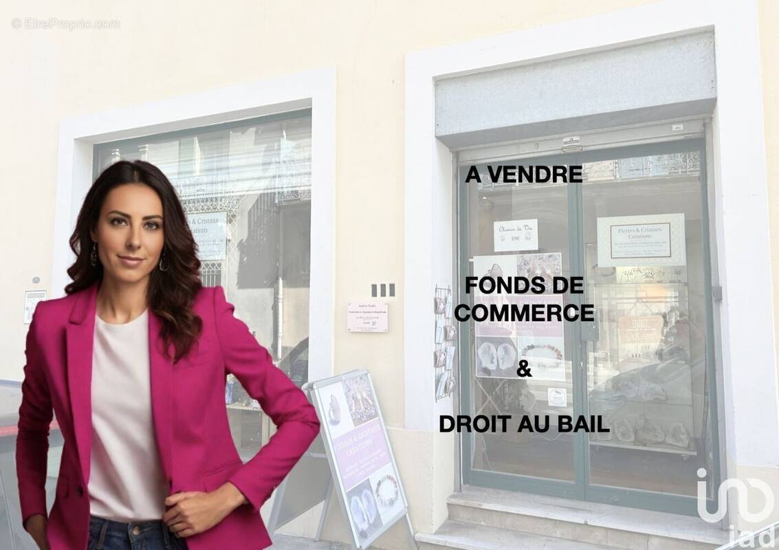 Photo 1 - Commerce à NIMES