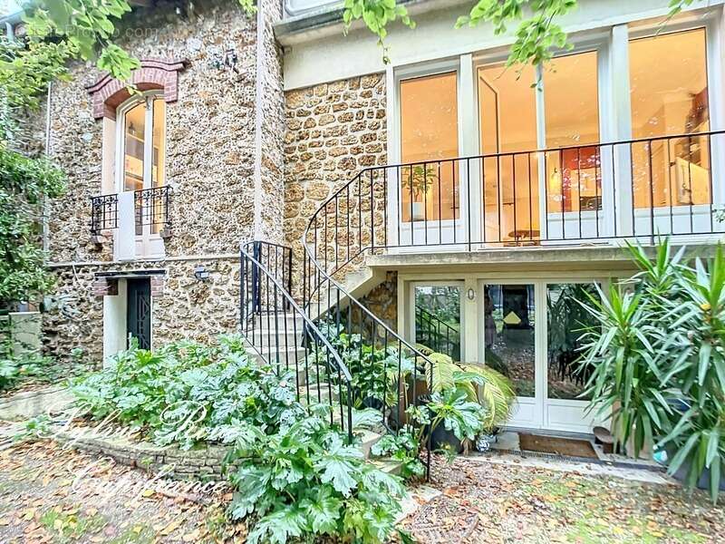 Maison à VITRY-SUR-SEINE