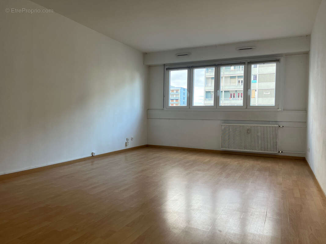 Salon - Séjour - Appartement à STRASBOURG