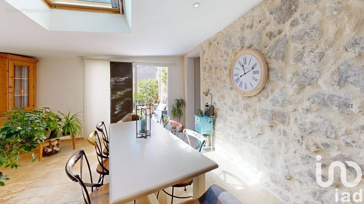 Photo 1 - Maison à MERINDOL