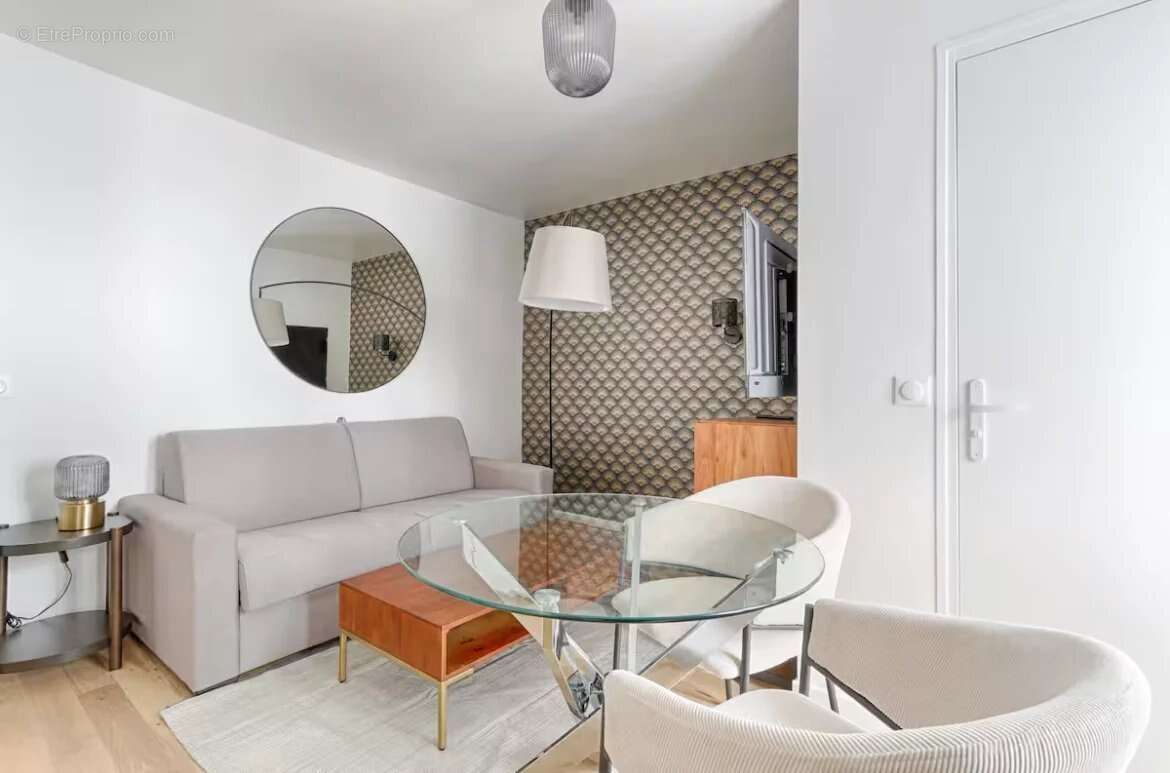 Appartement à PARIS-18E