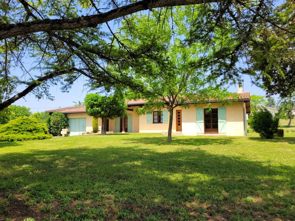 Maison à PAVIE
