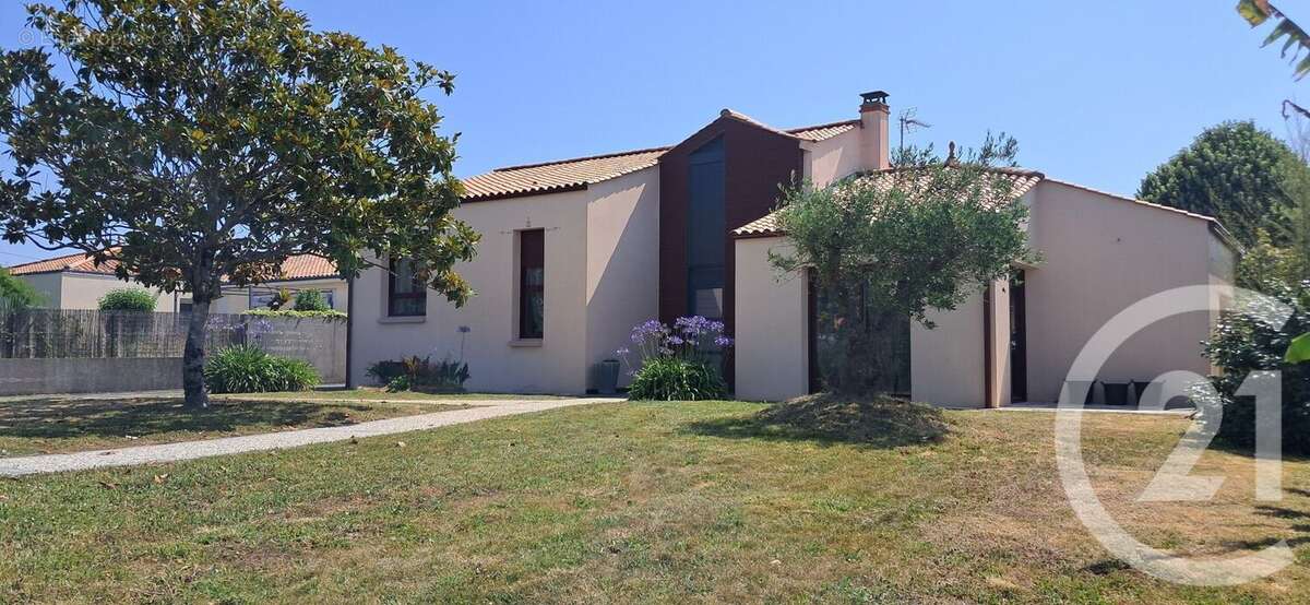 Maison à TALMONT-SAINT-HILAIRE