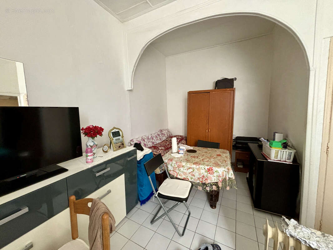 Appartement à MARSEILLE-2E
