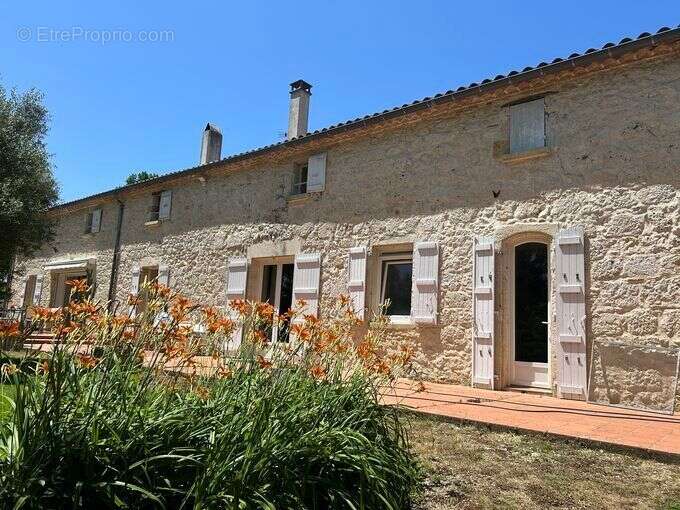 Maison à MIRADOUX