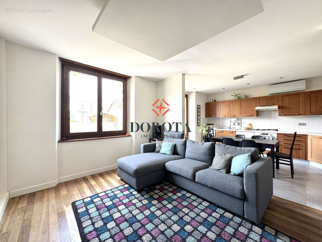 Appartement à DOMENE