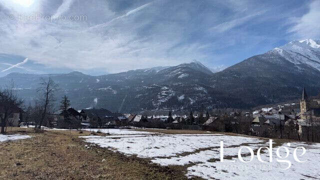 Terrain à PELVOUX