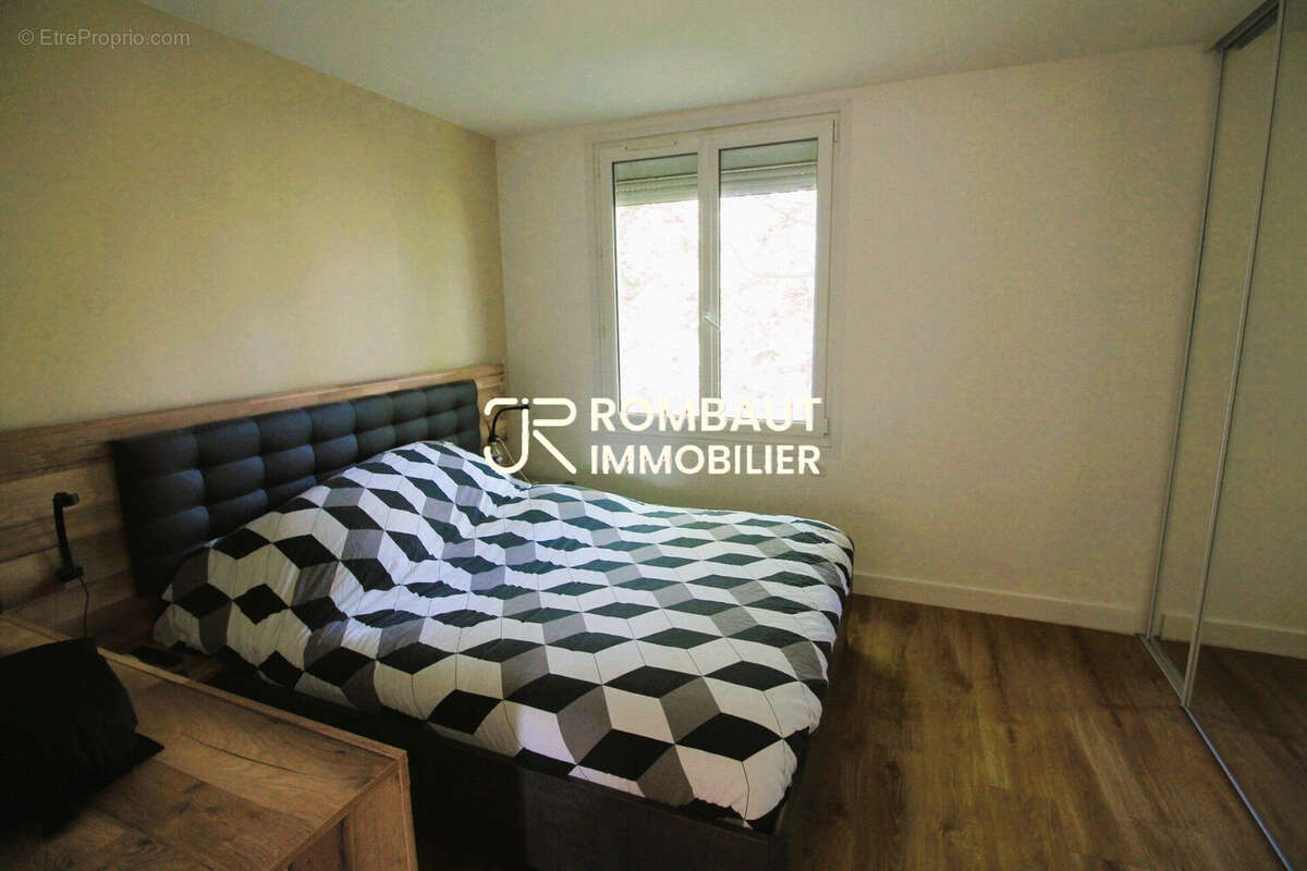 Appartement à LA CELLE-SAINT-CLOUD