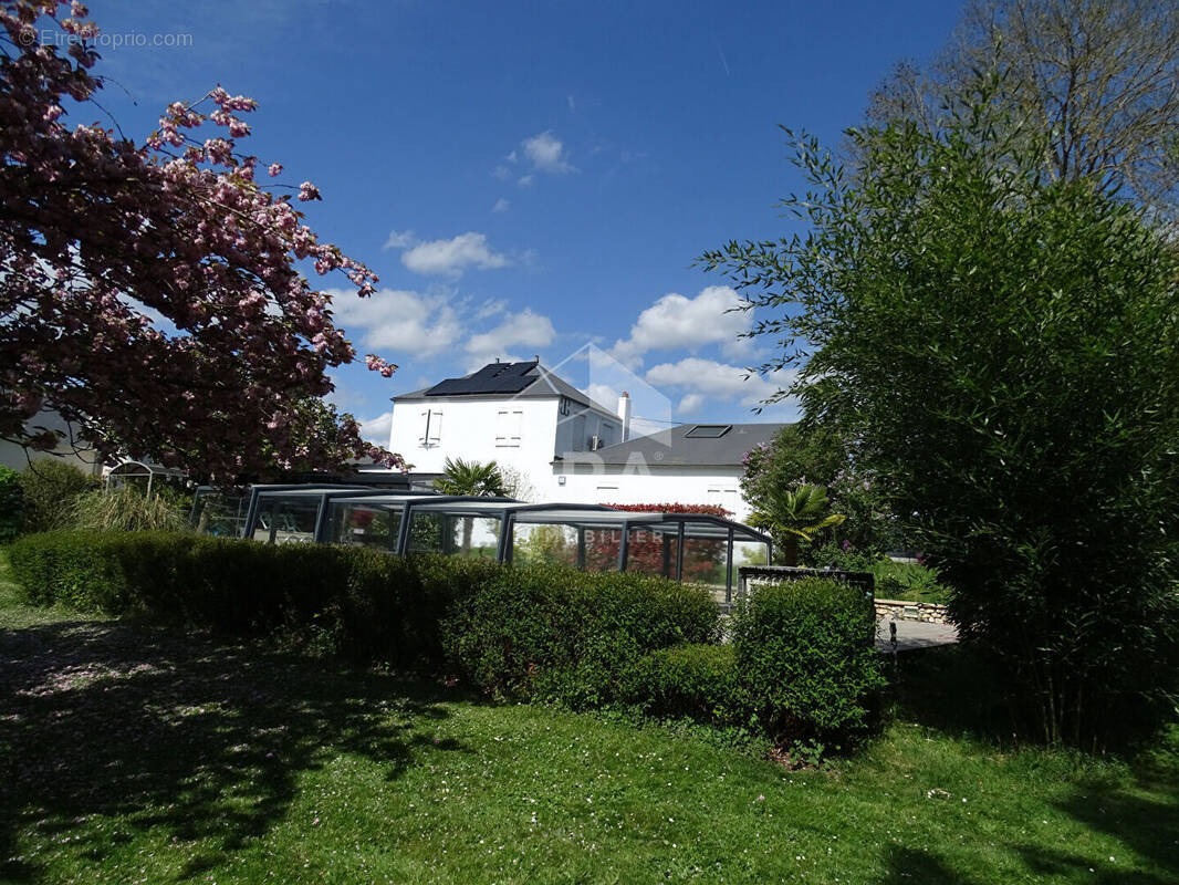 Maison à EMANCE
