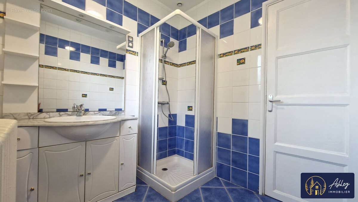 Appartement à BORT-LES-ORGUES