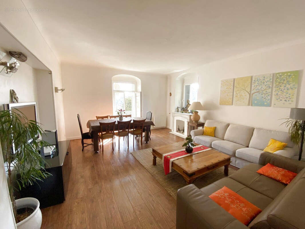 Appartement à MENTON