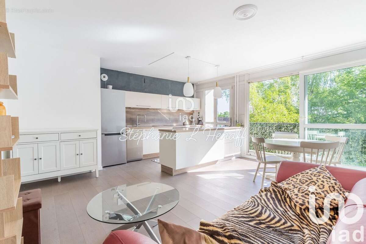 Photo 2 - Appartement à VIRY-CHATILLON
