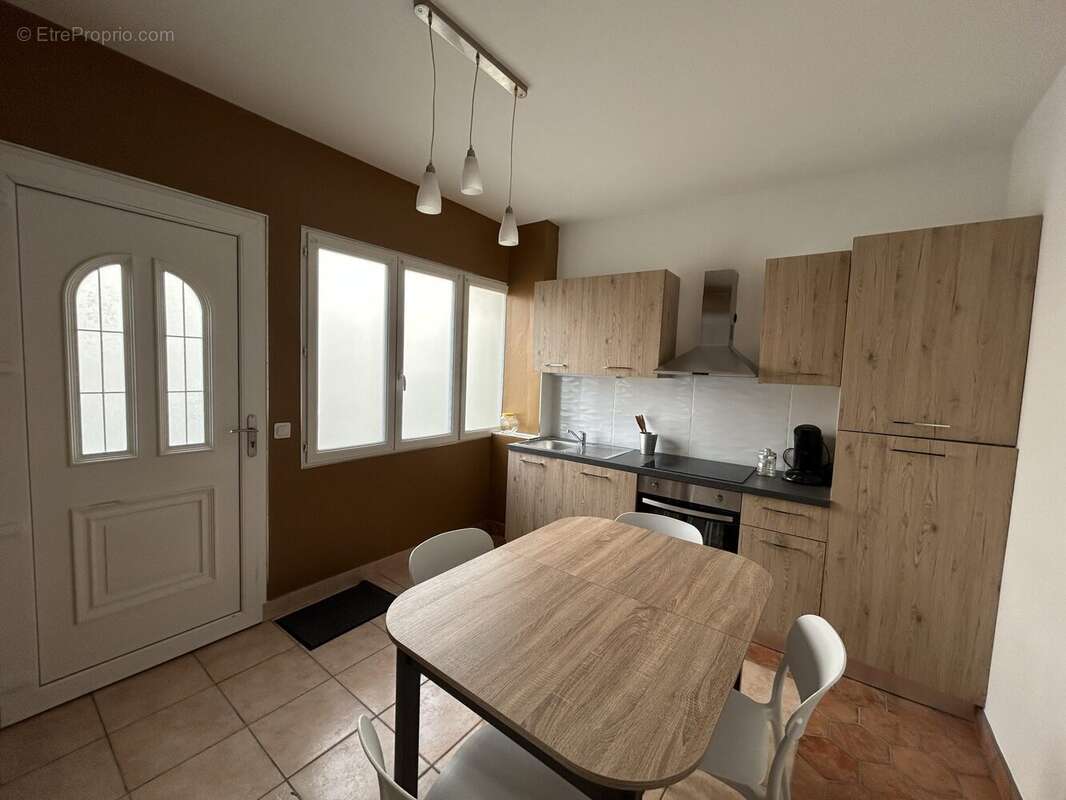 Appartement à PRIVAS
