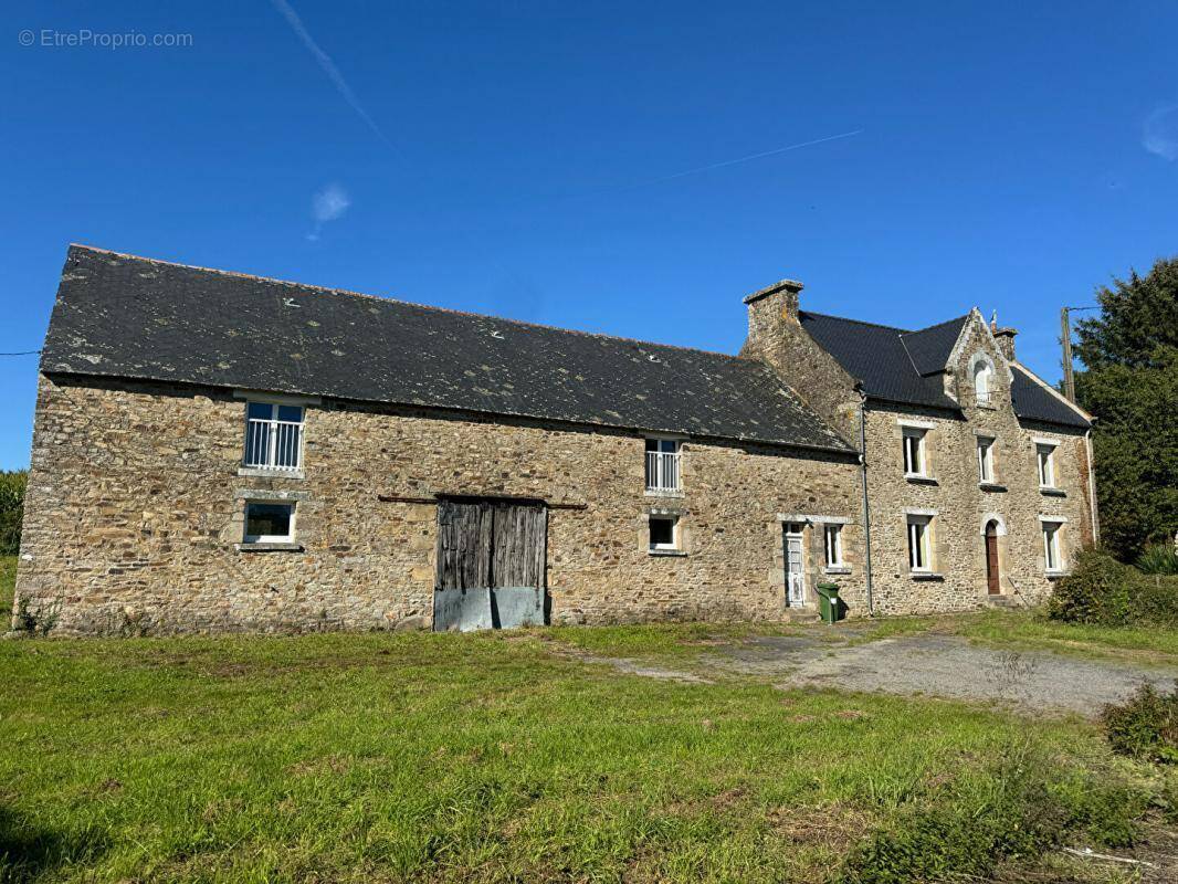 Maison à PLUMERGAT