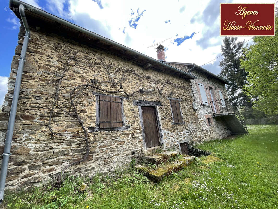 Maison à NEUVIC-ENTIER