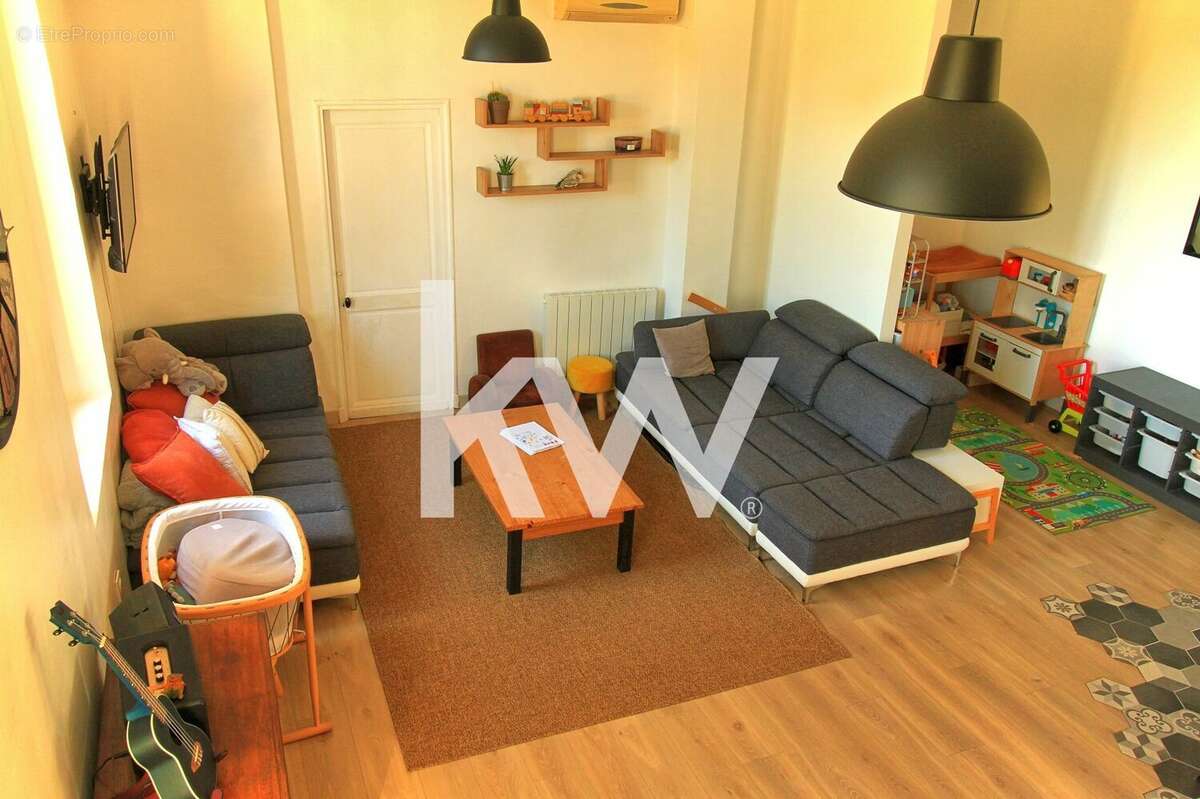 Appartement à SEPTEMES-LES-VALLONS