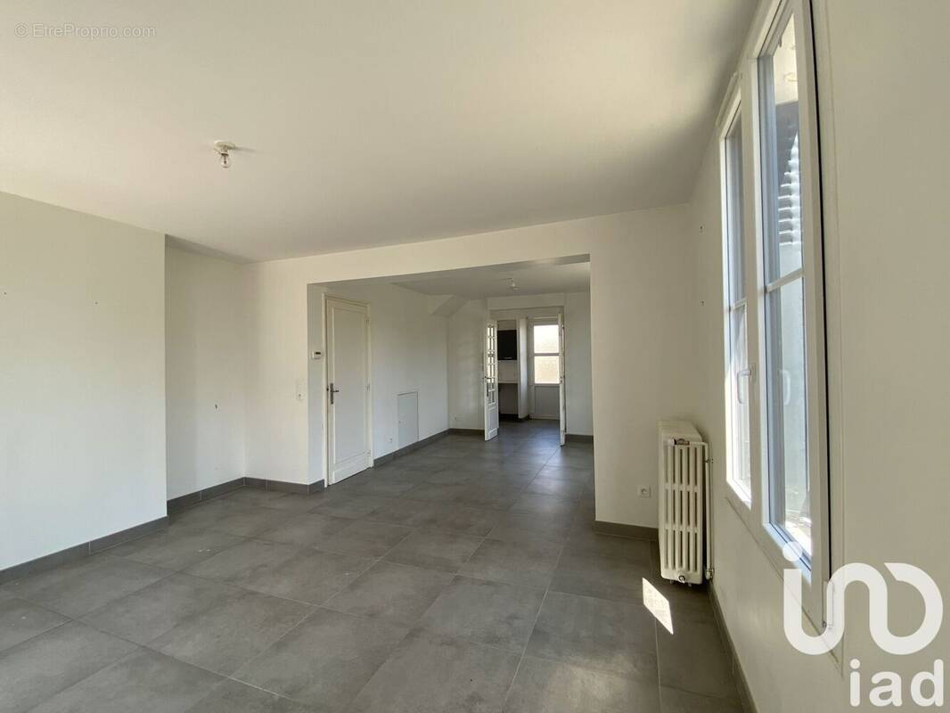 Photo 1 - Appartement à SAINTE-SAVINE