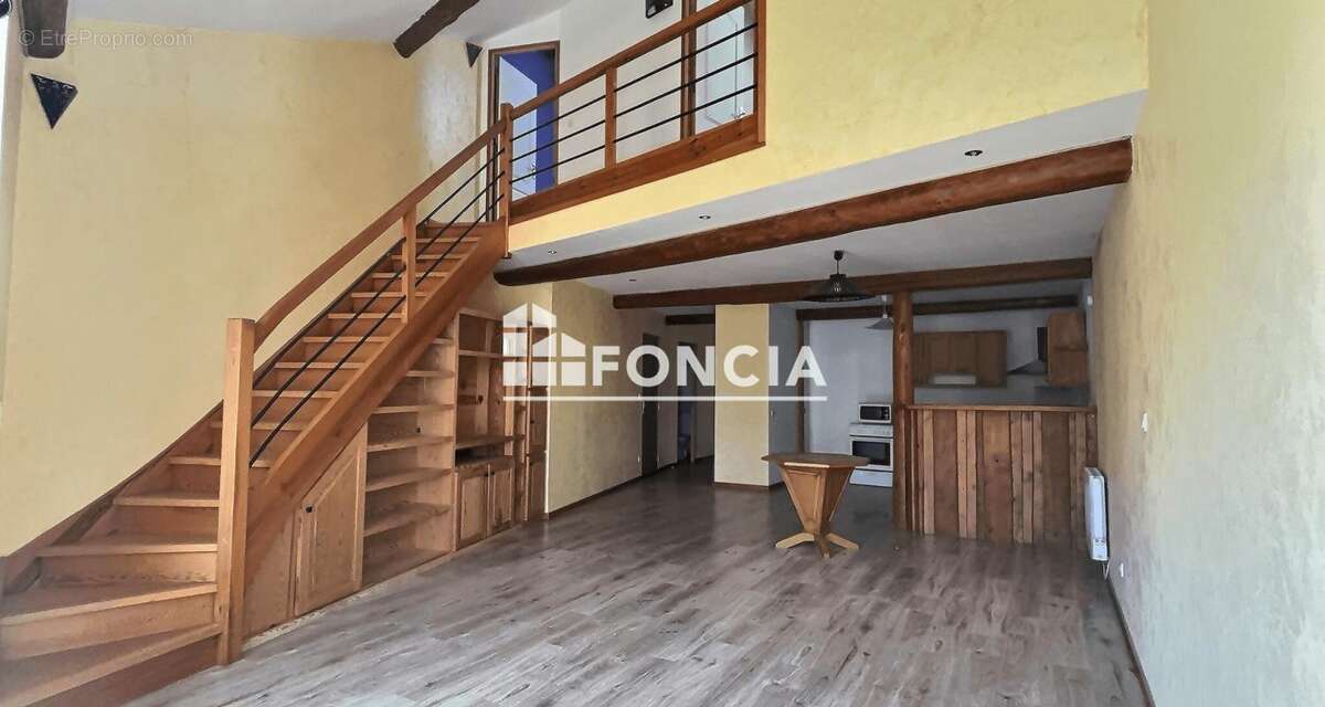 Appartement à TENCE