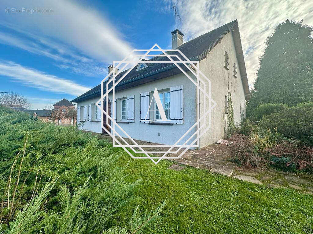 Maison à SAINT-CREPIN-IBOUVILLERS