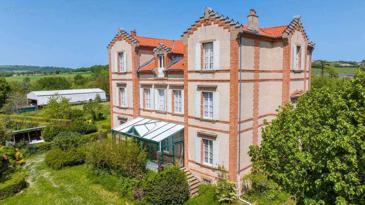 Maison à MONESTIES