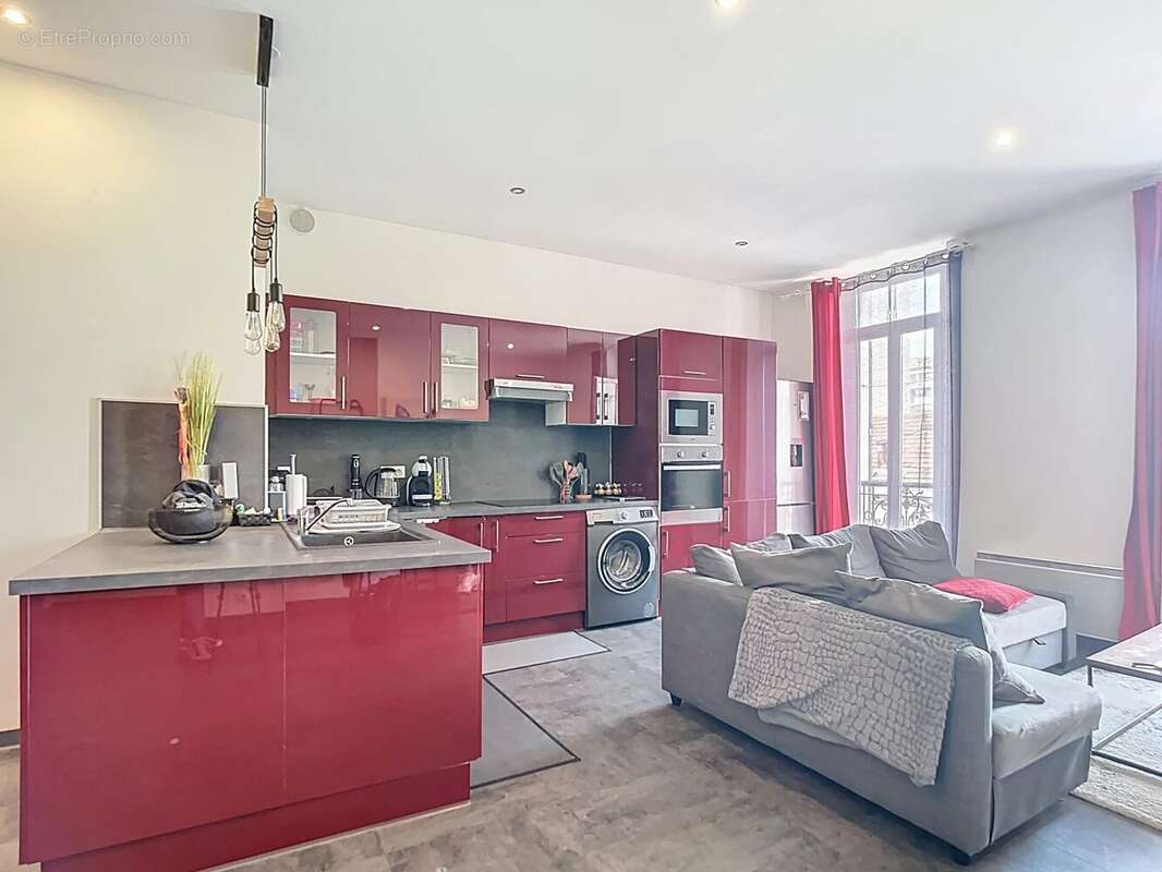 Appartement à MARSEILLE-8E