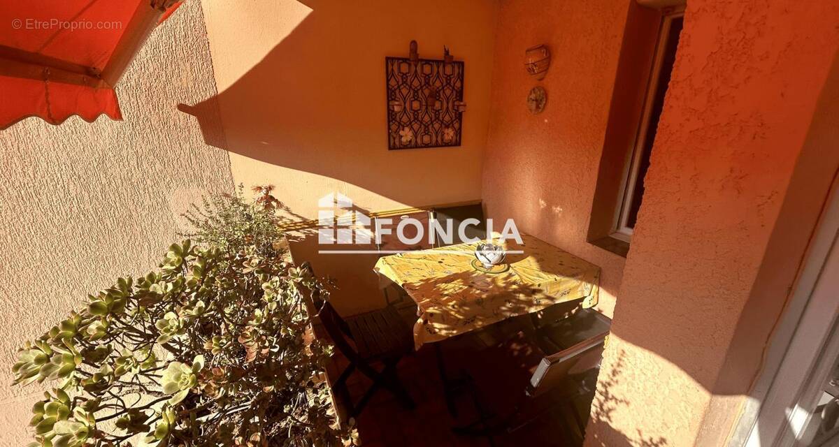 Appartement à BORMES-LES-MIMOSAS