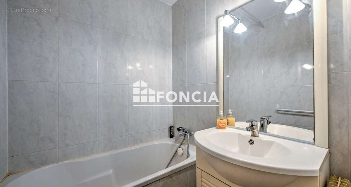 Appartement à ELANCOURT