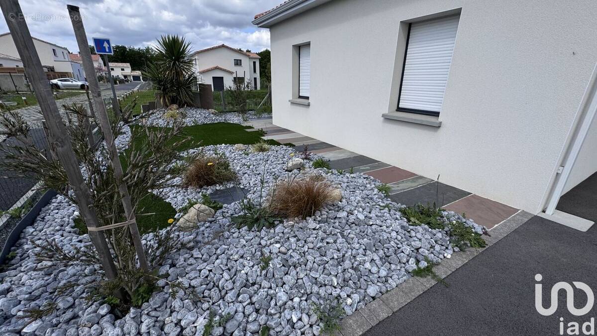 Photo 1 - Maison à HAUTE-GOULAINE