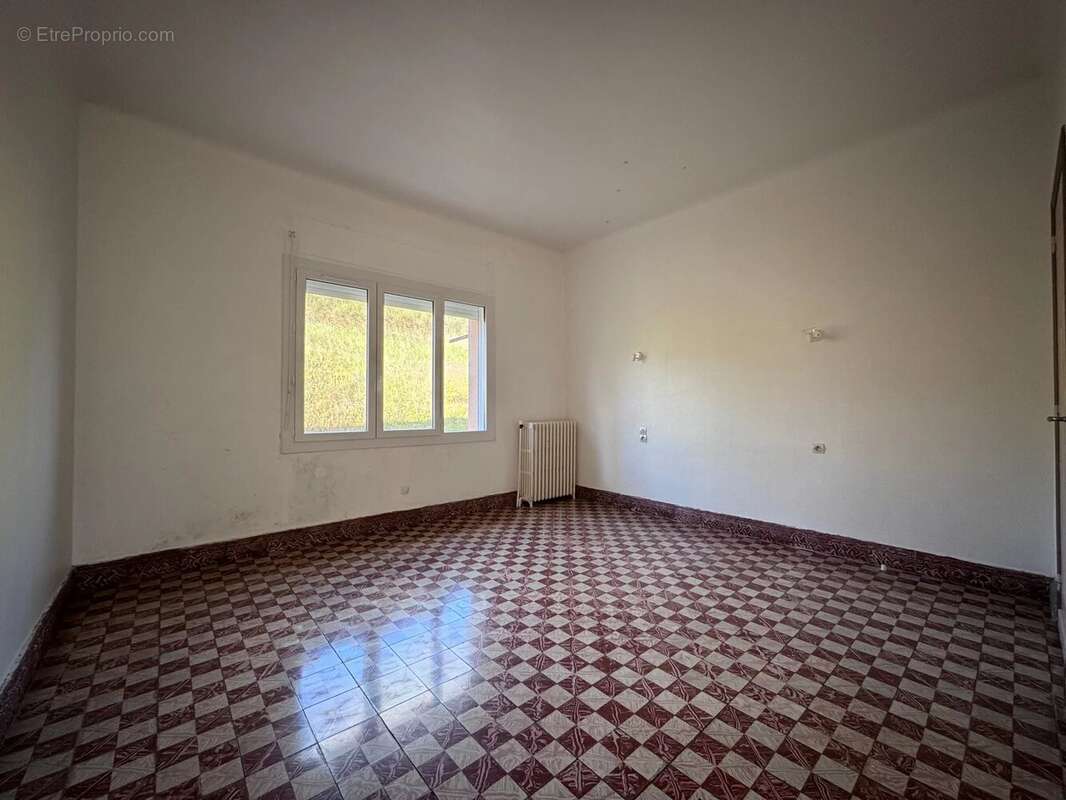 Appartement à LE BOUSQUET-D&#039;ORB