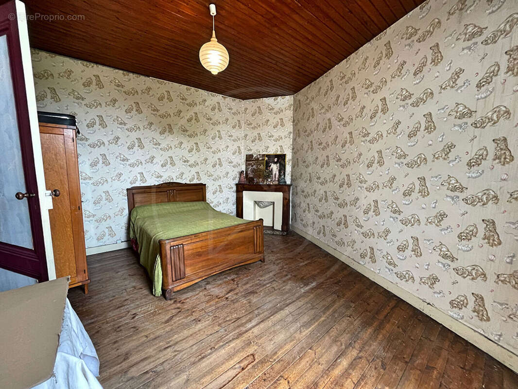 Maison à GENSAC