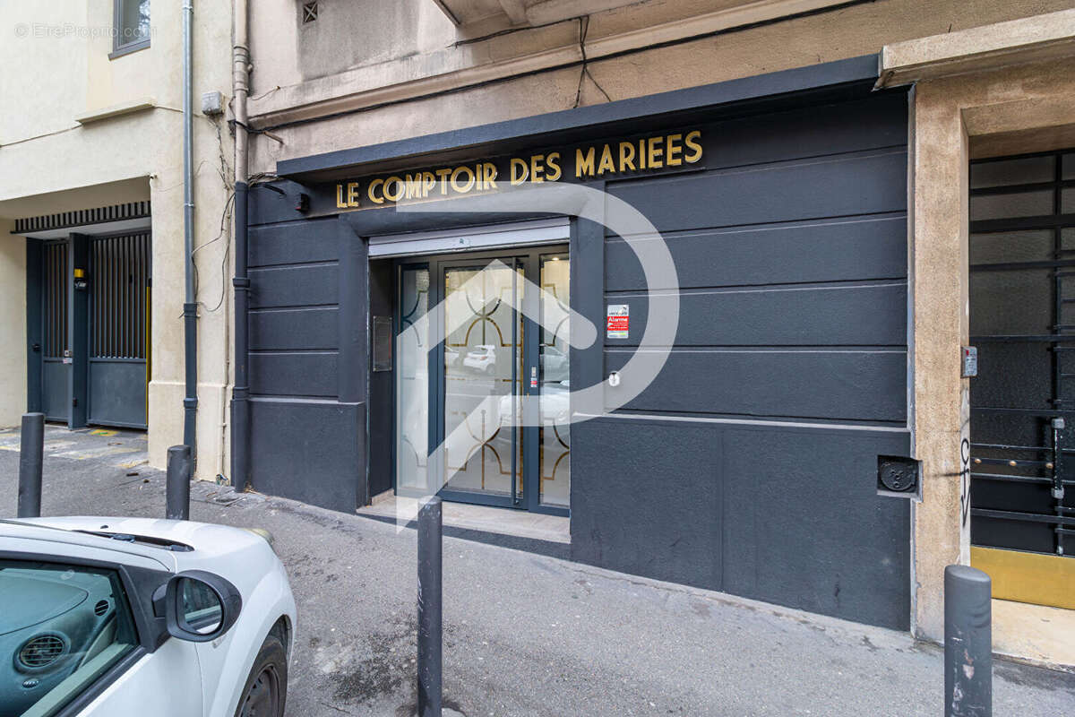 Commerce à MARSEILLE-7E